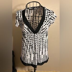 🌟 size medium womens shirt blouse black white print casual dress